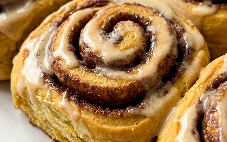 Pumpkin Cinnamon Rolls